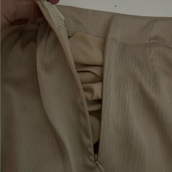 NEW Keepsake the Label Gold Champagne Closer Ruched Midi Skirt Size 4 - Picture 6 of 13